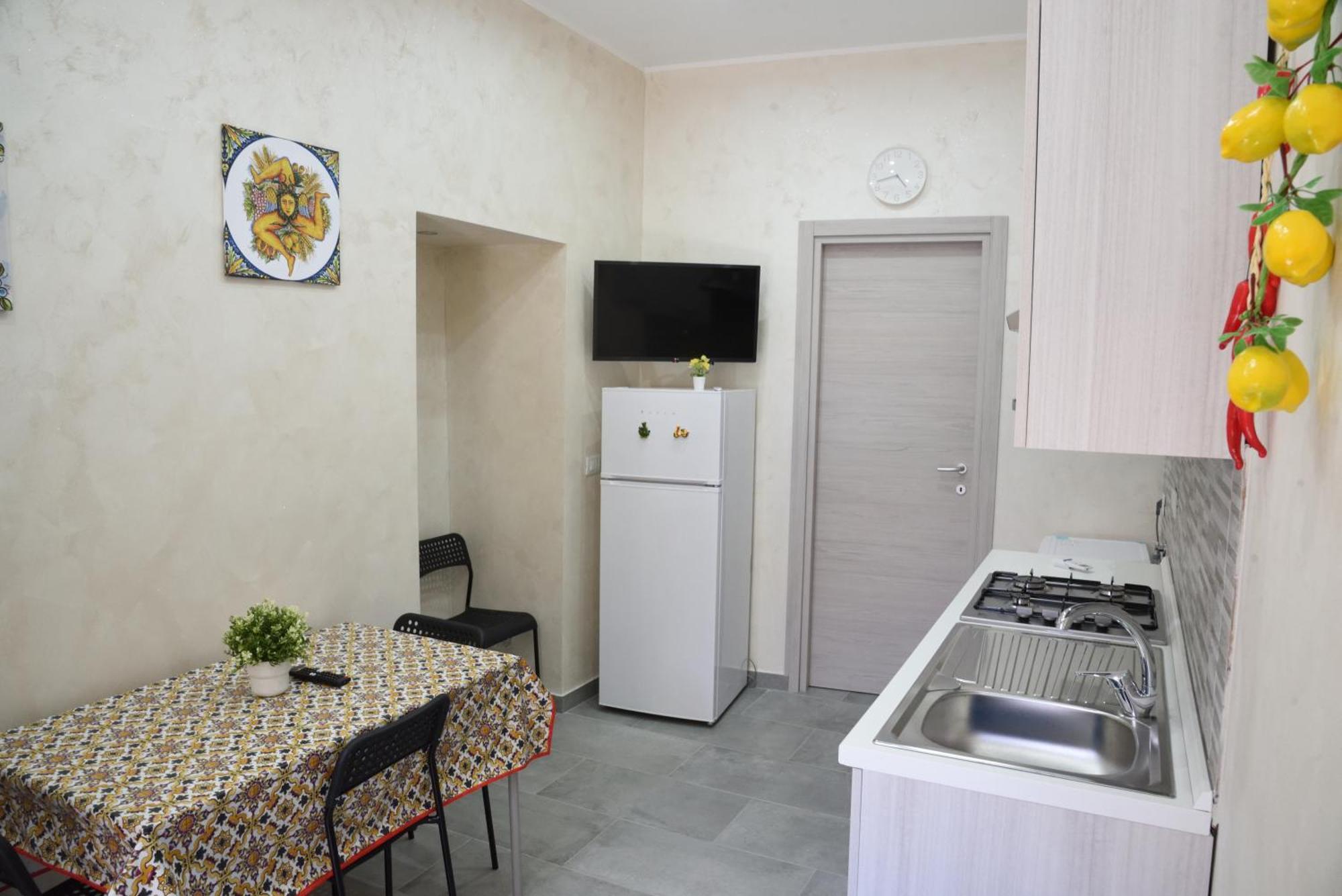 Family House Διαμέρισμα Κατάνια Εξωτερικό φωτογραφία